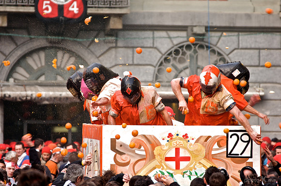 The battle of Oranges (2010)